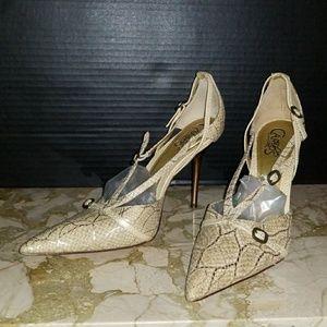 "SNAKESKIN CARLOS SANTANA STILETTOS"!!💕